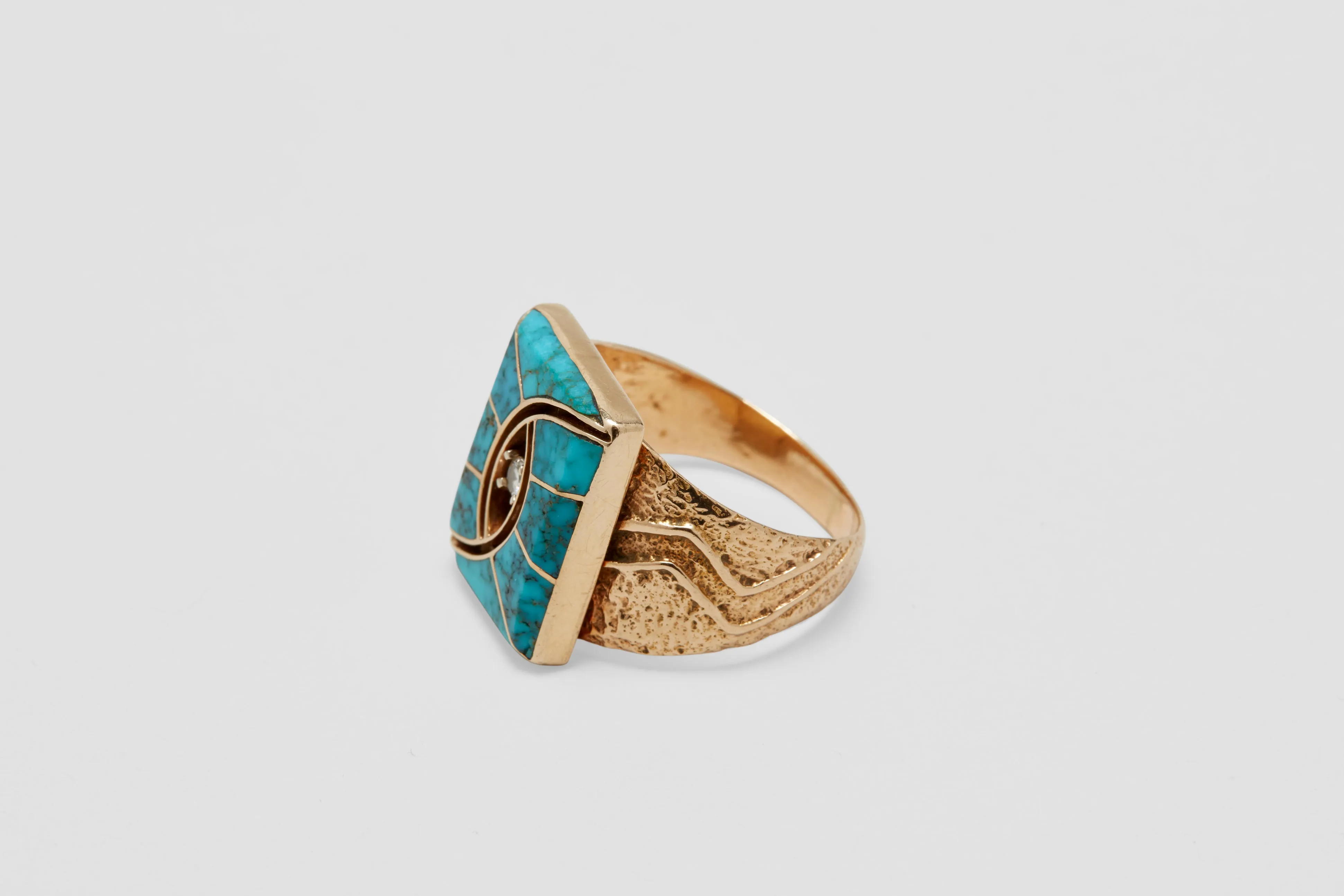 14 Carat Hummingbird Turquoise Navajo Ring