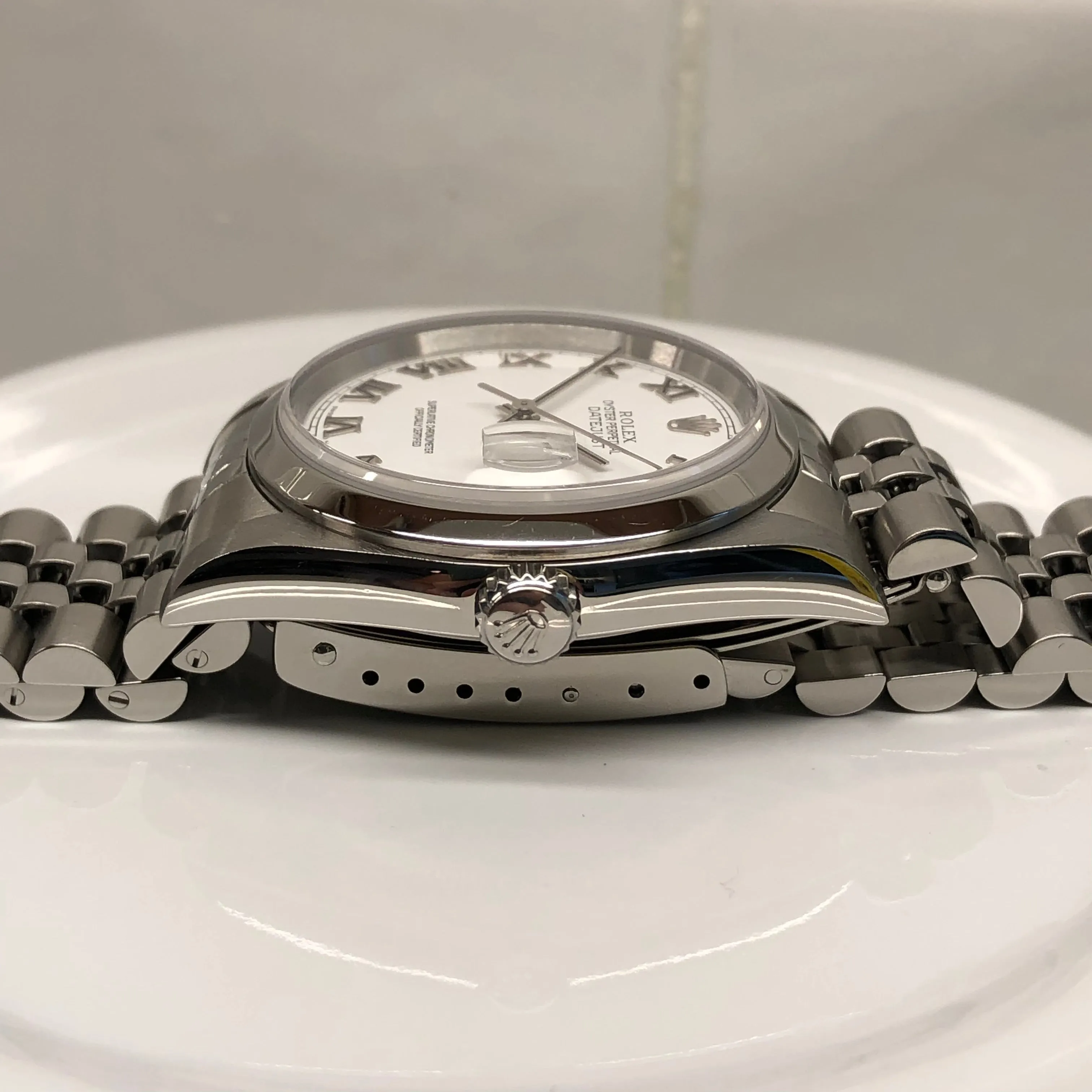 2005 Rolex Datejust 16200 White Roman Dial Jubilee Wristwatch with Papers