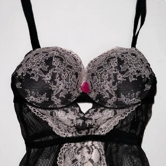 34C VS Victoria’s Secret Corset Dream Angels Black soft pink lace garter slip