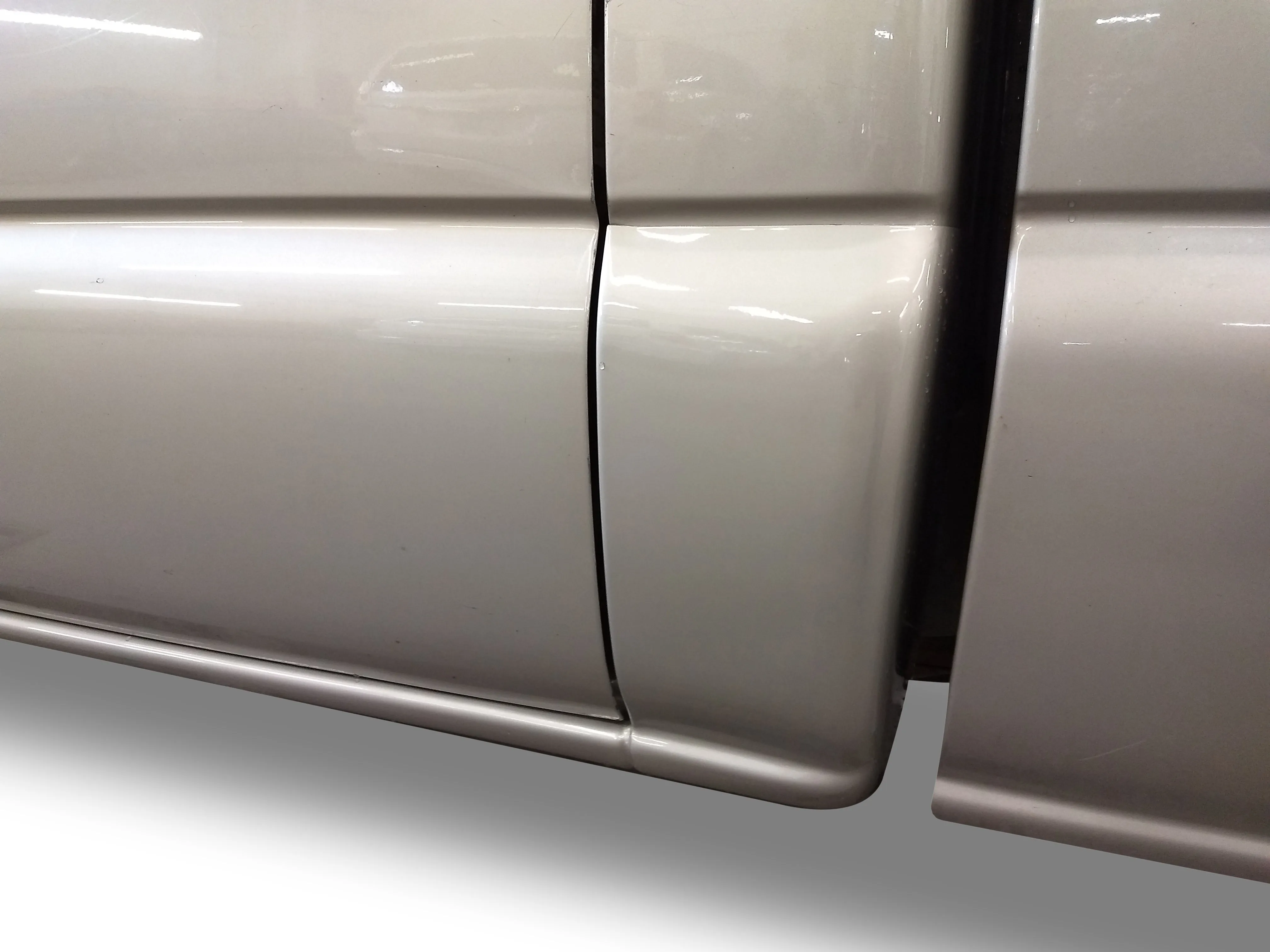 '99-'06 Silverado/Sierra Single Cab, Slip On Rocker Panel  Cab Corner Cover