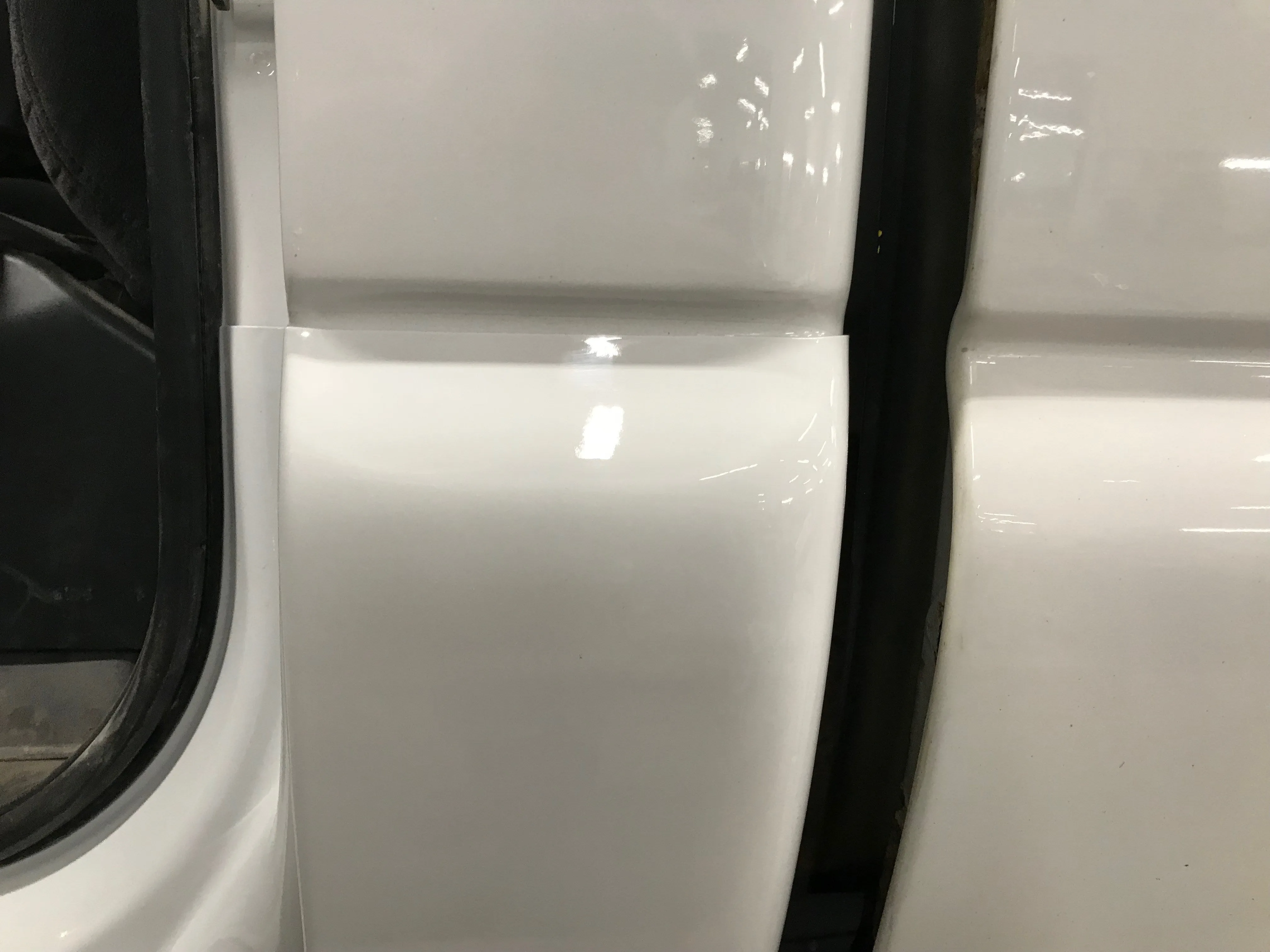 '99-'06 Silverado/Sierra Single Cab, Slip On Rocker Panel  Cab Corner Cover