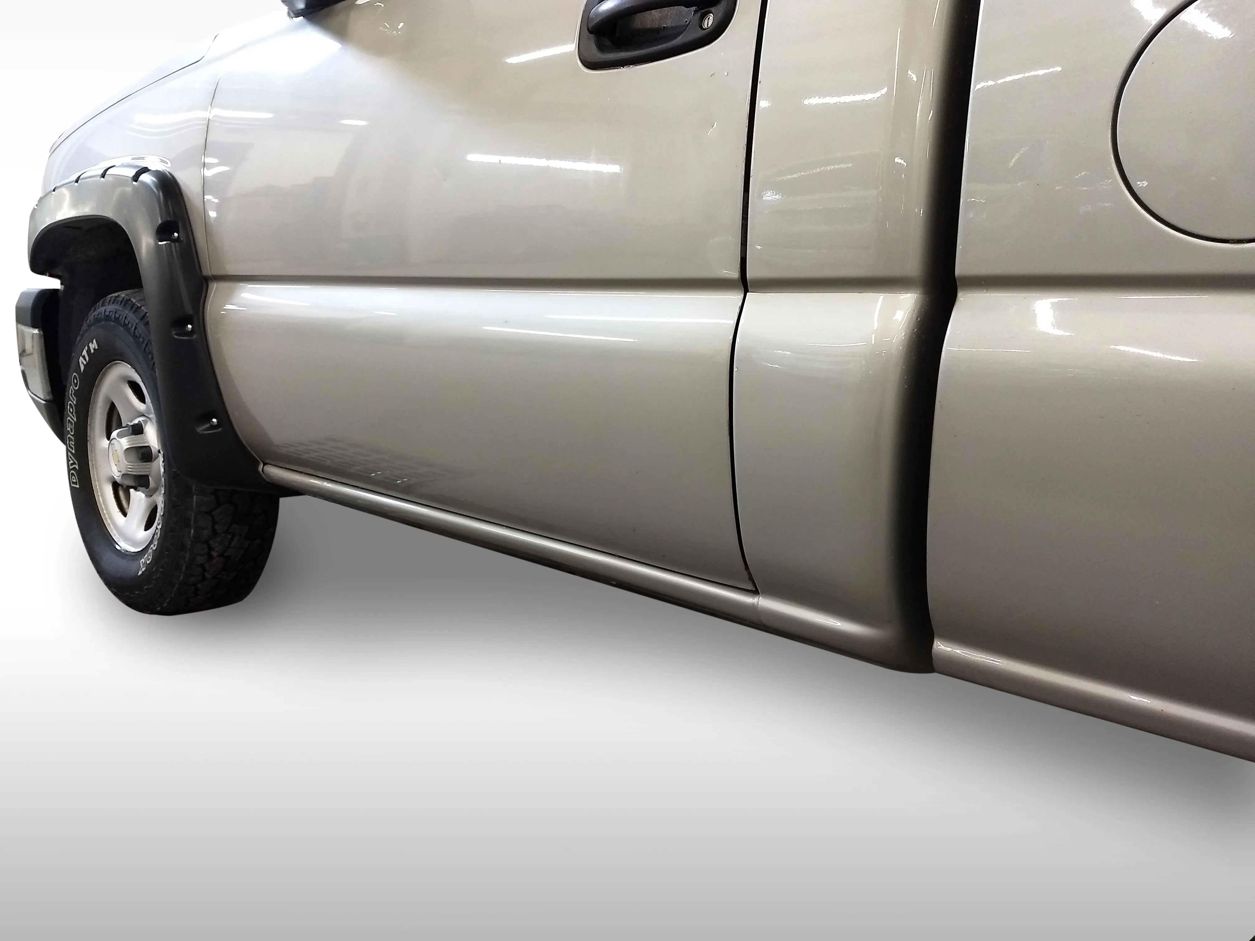 '99-'06 Silverado/Sierra Single Cab, Slip On Rocker Panel  Cab Corner Cover