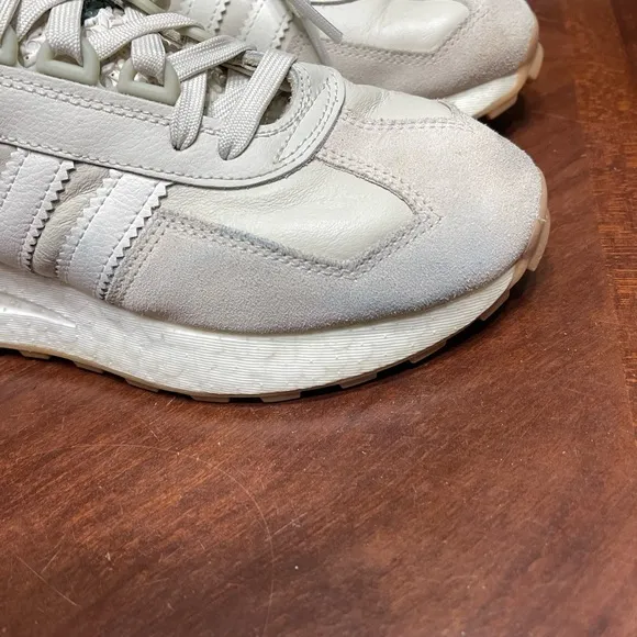 Adidas Retropy E5 Size Men's 6 Women's 7 Unisex Beige Green Leather GX9244