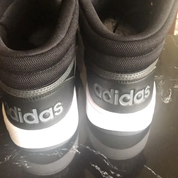 🤍adidas Sneakers Men's Essentials- 416 HOOPS 3.0 MID CLASSIC VINTAGE SHOES-US11
