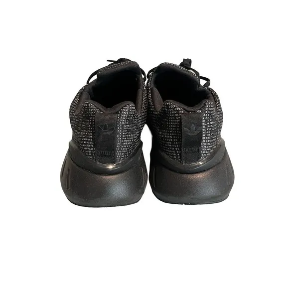 Adidas Swift Run 22 J Boys Black Running Shoes Sneakers Low Top Size 6.5 GW8166