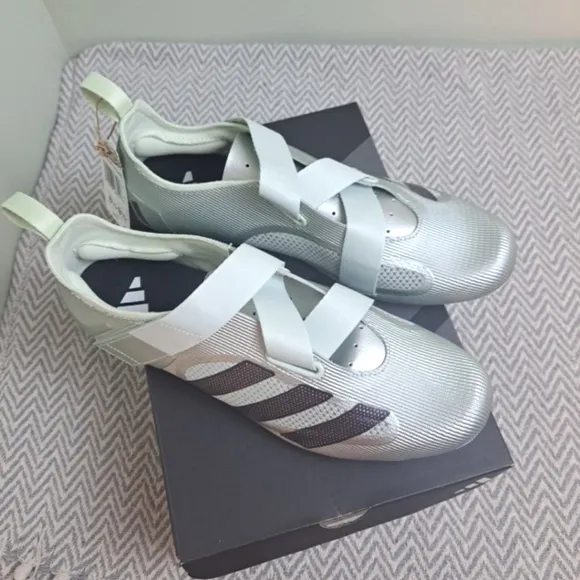 Adidas The Indoor Cycling Shoes Unisex Men's 8 1/2 and Women's 9 1/2.