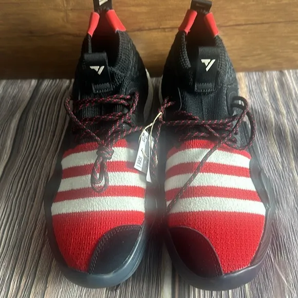 Adidas TRAE YOUNG 2 'CHINESE NEW YEAR' men’s basketball shoes New with tags 10.5