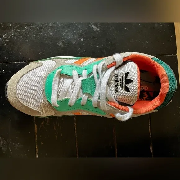 adidas Tresc Run 'White Bliss Coral' Boys 5 excellent condition