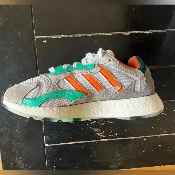 adidas Tresc Run 'White Bliss Coral' Boys 5 excellent condition