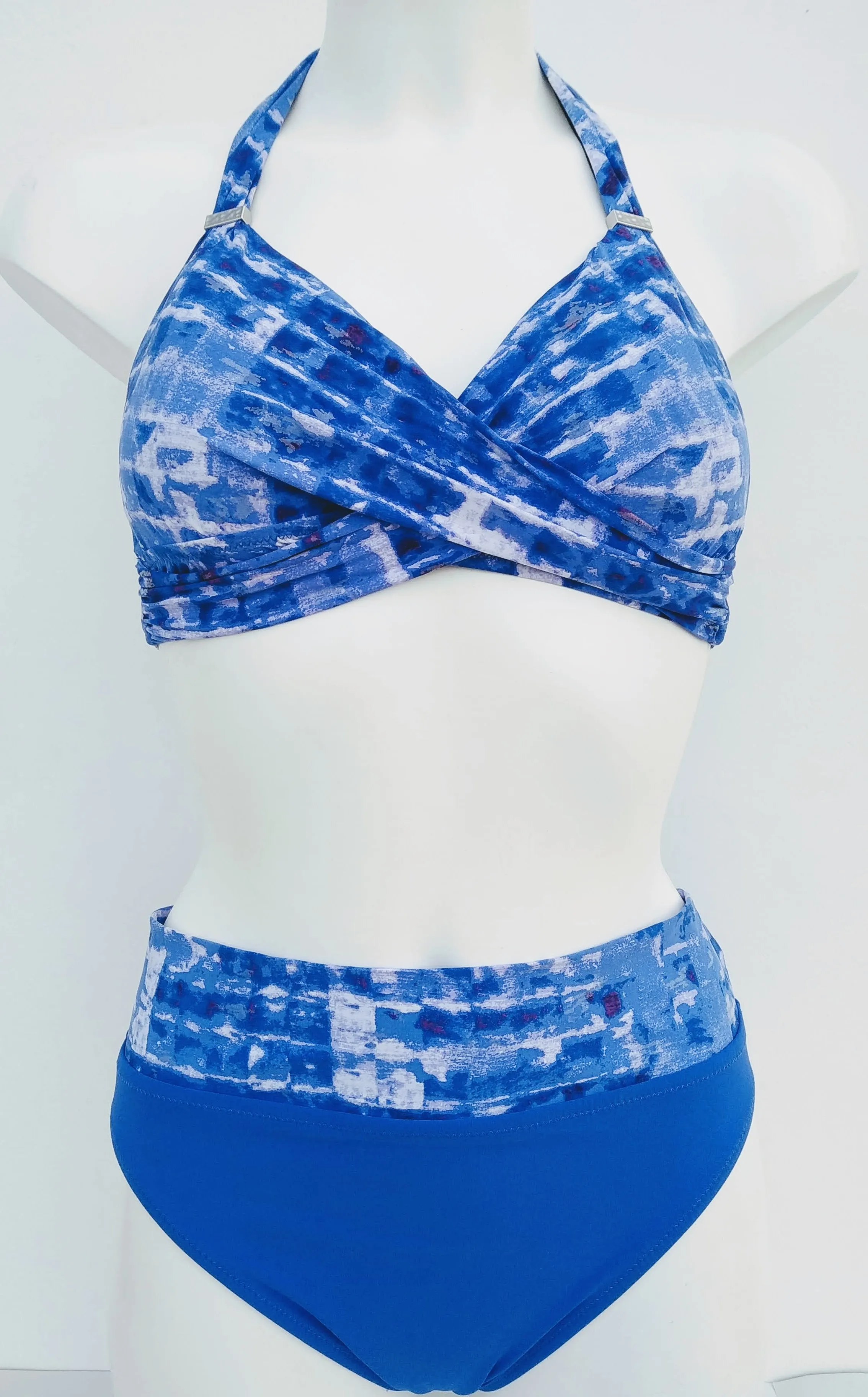 Alice on the beach. Bikini set with Halter Bra & High Waist Bottom