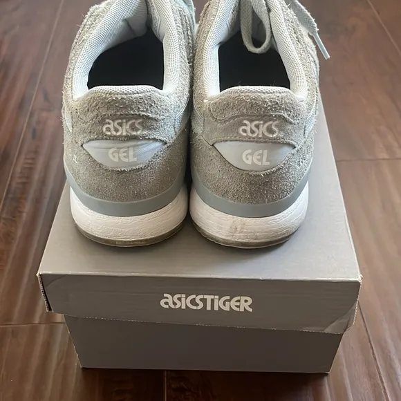 asics gel style 3 plein air size 8 women us gray color