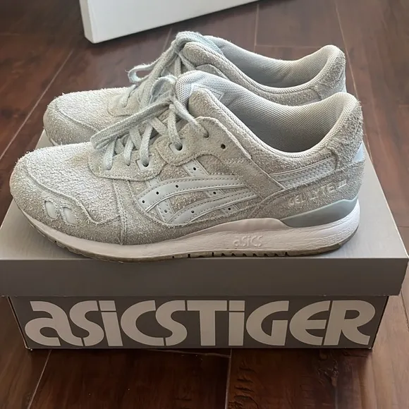 asics gel style 3 plein air size 8 women us gray color