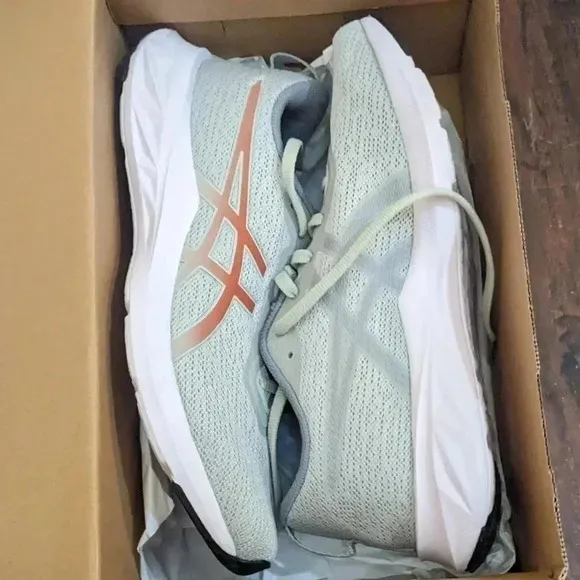 ASICS Versablast 2 Running Shoe - Men's