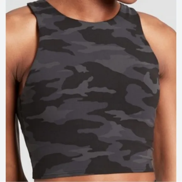 Athleta Conscious Crop Bra A-C in black camo