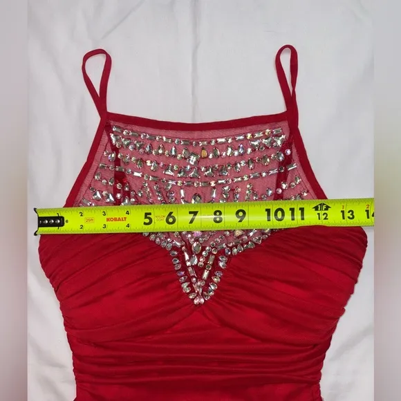B. Darlin Size 3/4 Red Jeweled High Neck Prom Wedding  Evening Gown