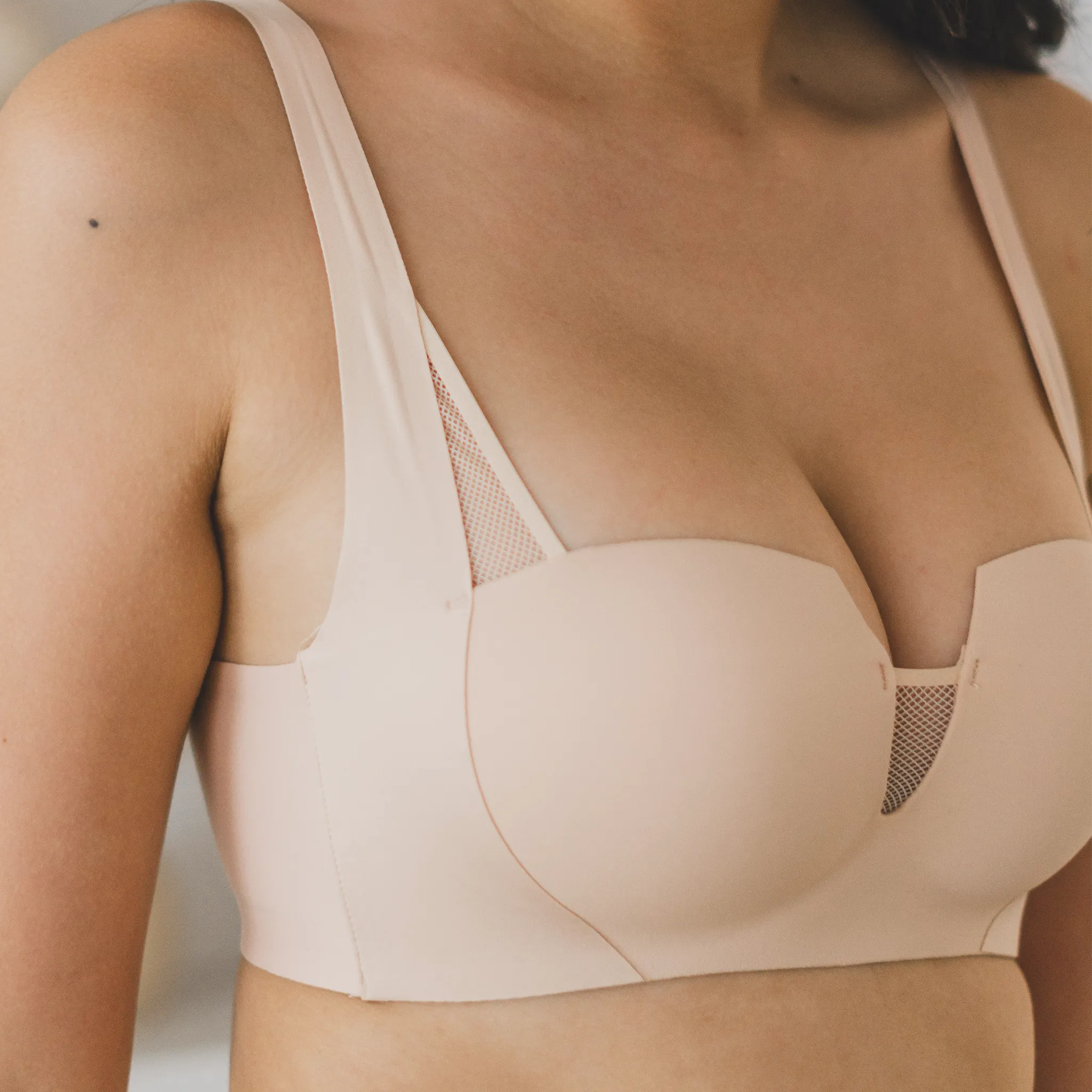 [BACKORDER OPEN] Oompharific! Anti-Slip Super Push Up Seamless Wireless Bra in Pinkish Nude
