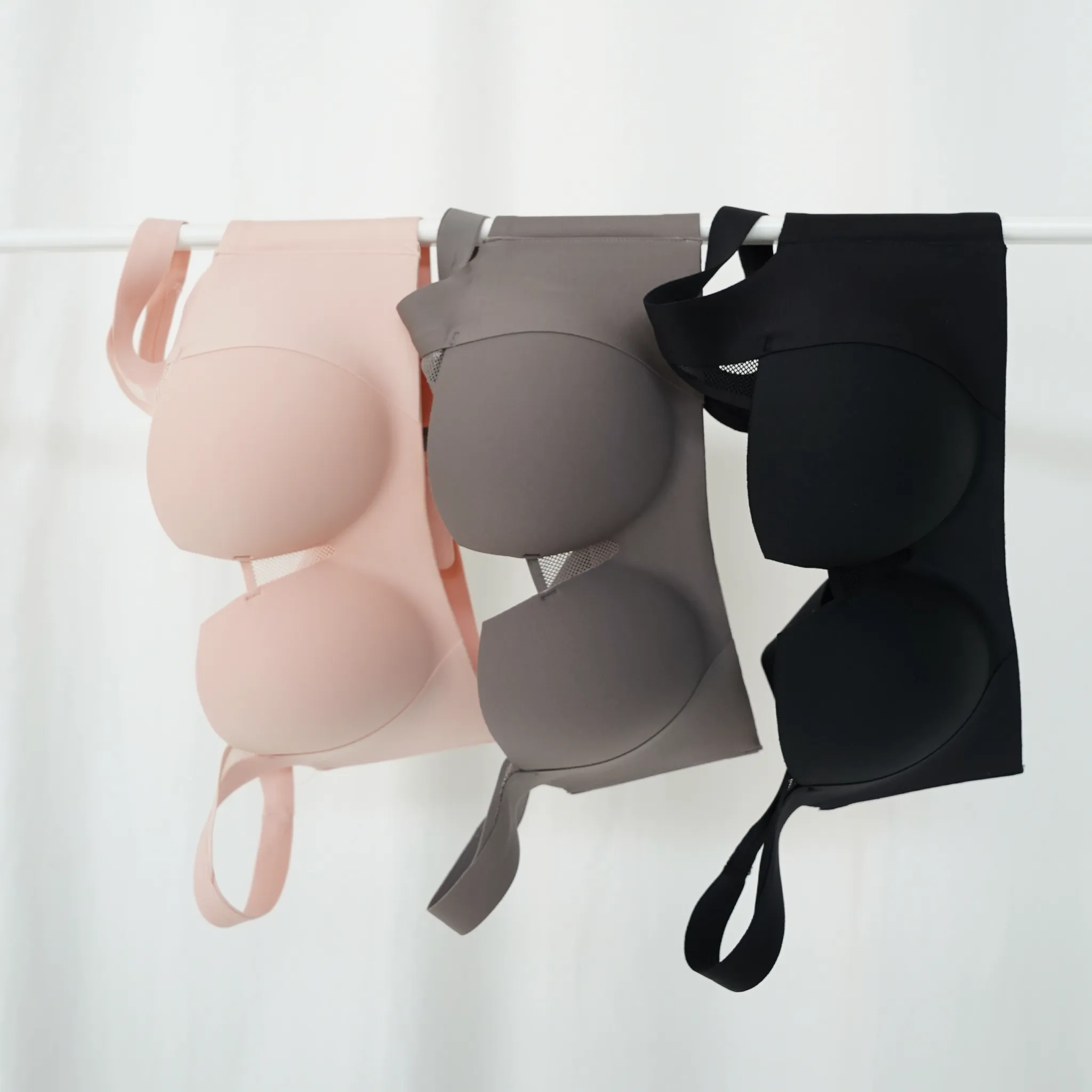 [BACKORDER OPEN] Oompharific! Anti-Slip Super Push Up Seamless Wireless Bra in Pinkish Nude