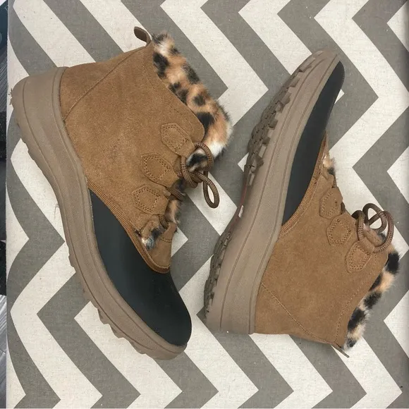 Baretraps Augustine Leopard lace-up Bootie. Size 9M. New w/box.