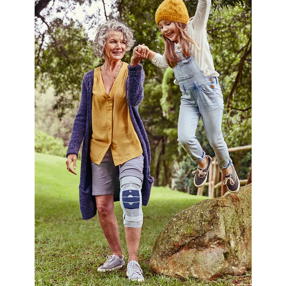 Bauerfeind Medical GenuTrain® S Pro - Knee Brace