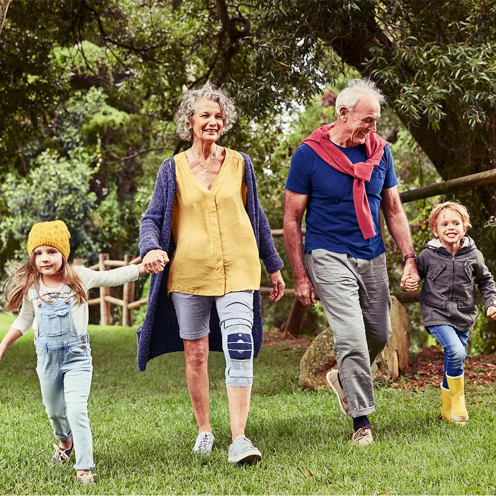 Bauerfeind Medical GenuTrain® S Pro - Knee Brace