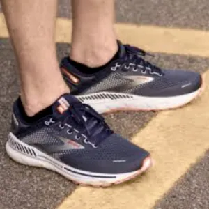 Brooks Adrenaline GTS 22 Gray Blue Athletic Tennis Shoe Running Jog Walk Men 12