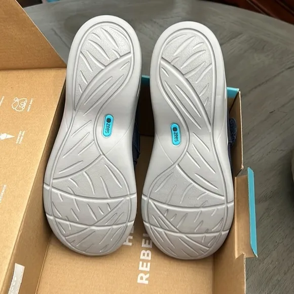 Bzees Women's Refresh Slip On Sneaker (WIDE)