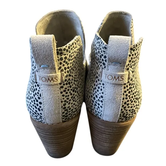 C3- Black &amp; Tan Women's Size 9 Toms Wedge Ankle Boots