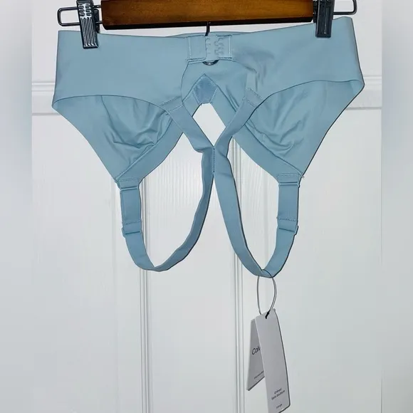 Calvin Klein bralette (M)