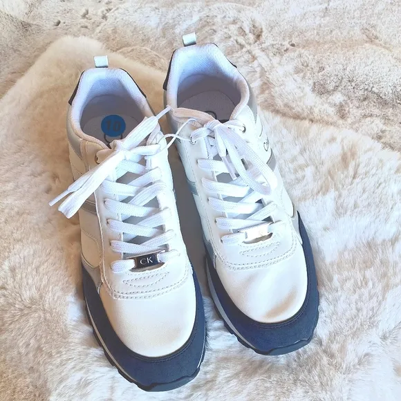 Calvin Klein Womens Carlla 2 Lace up Sneakers White Navy Silver 10