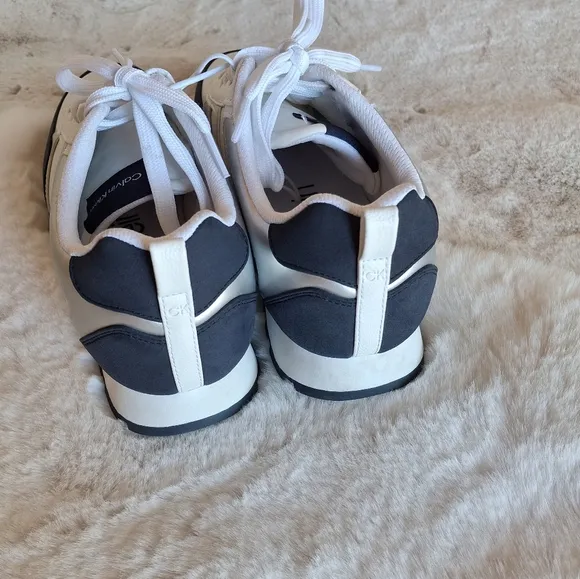 Calvin Klein Womens Carlla 2 Lace up Sneakers White Navy Silver 10