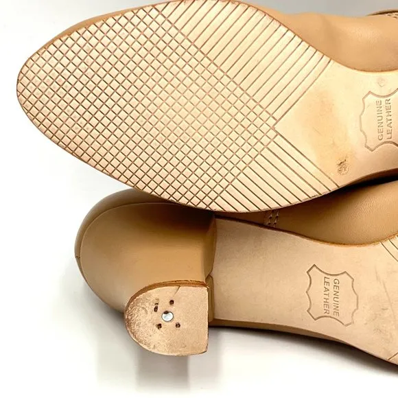 Capezio 750 Caramel Tan Jr. Footlight T-Strap Character Dance Shoe Heels Sz 4.5M