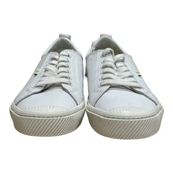 Cariuma Men’s Canvas Low Top Off-White Comfort Sneakers Men’s Size US 10
