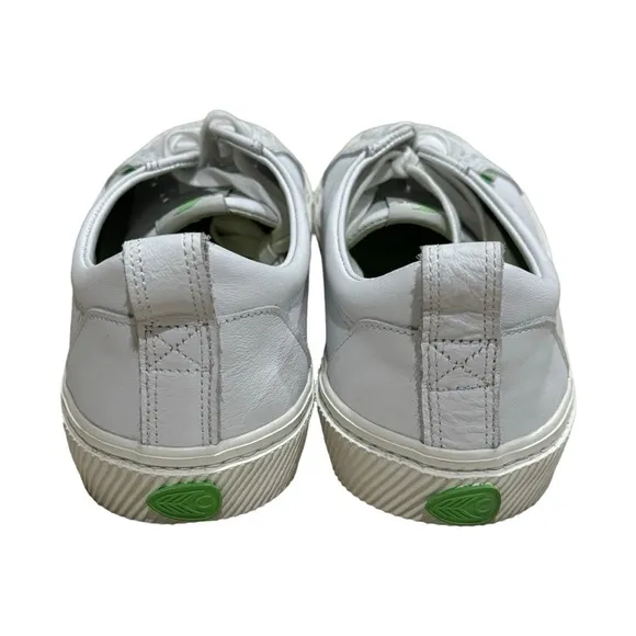 Cariuma Men’s Canvas Low Top Off-White Comfort Sneakers Men’s Size US 10