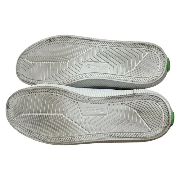 Cariuma Men’s Canvas Low Top Off-White Comfort Sneakers Men’s Size US 10