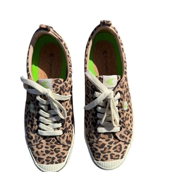 Cariuma OCA Low Leopard Print Canvas Sneakers Unisex Size 9 Vegan