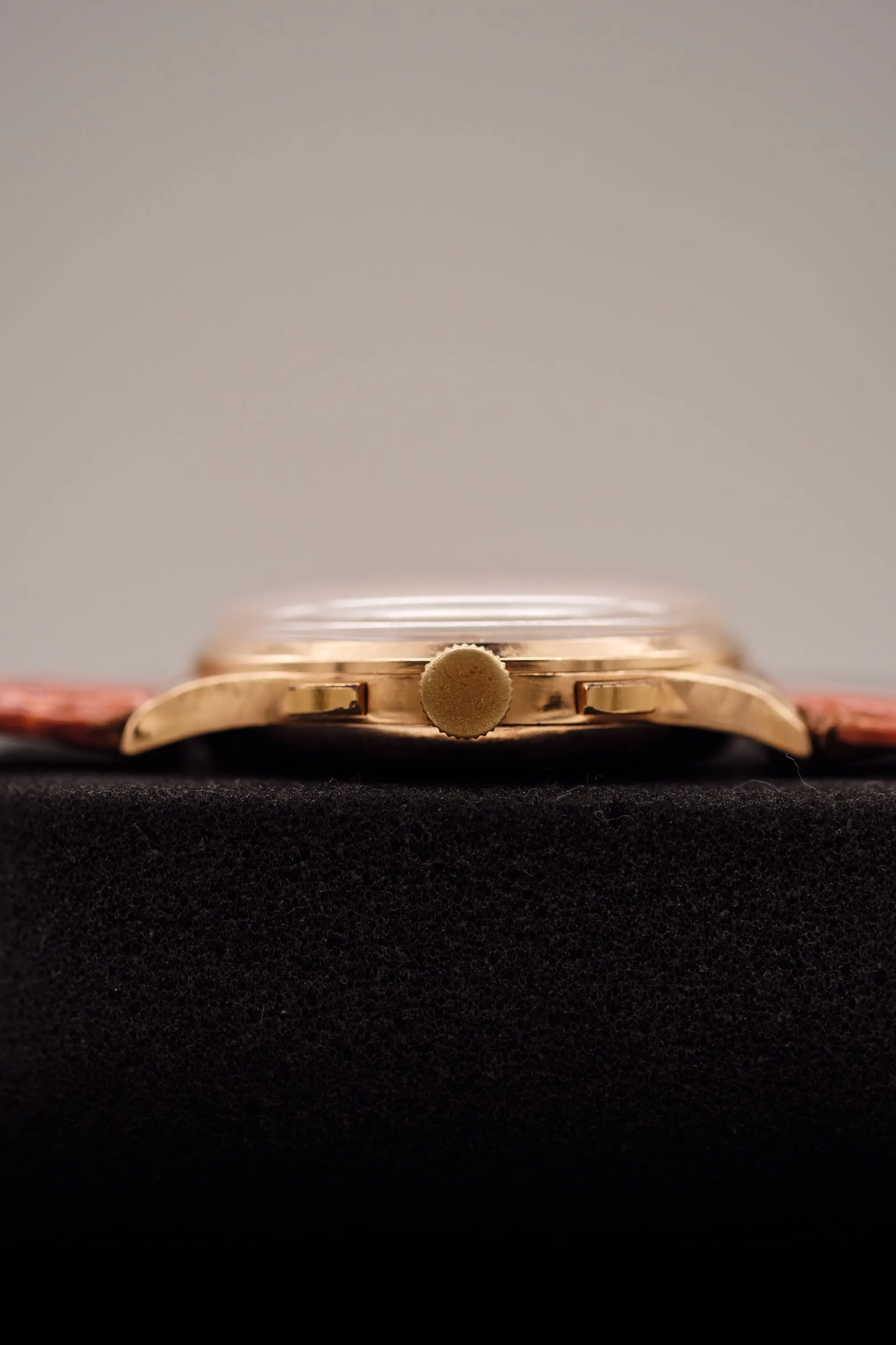 Chronographe Suisse Antimagnetique 18K - 1950's