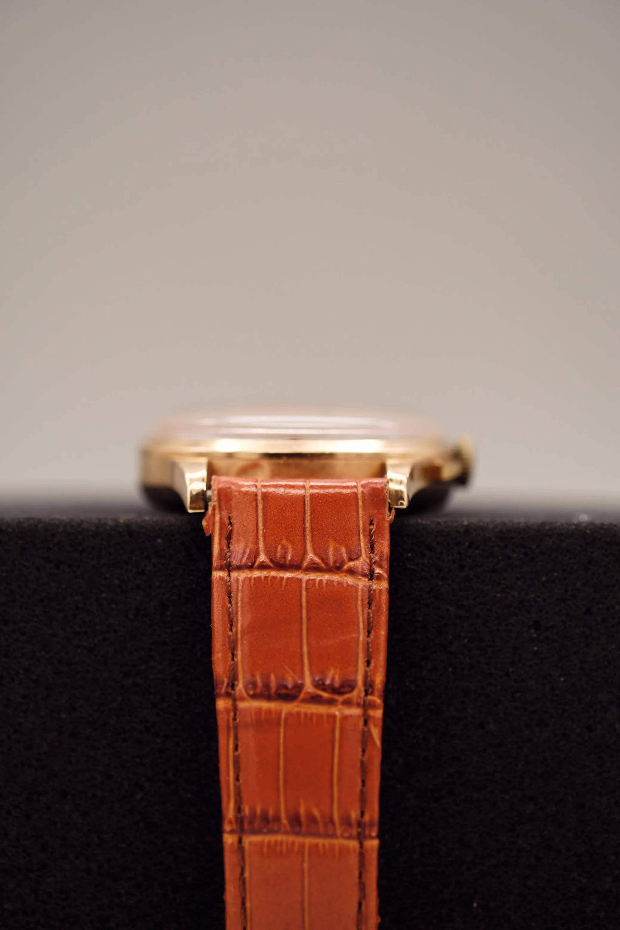 Chronographe Suisse Antimagnetique 18K - 1950's