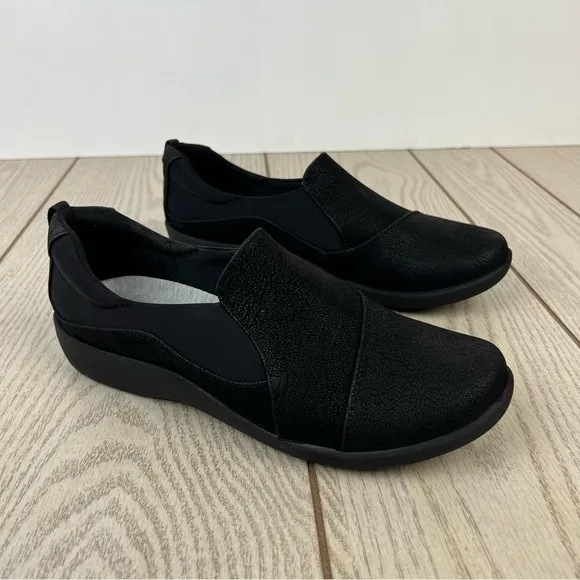 Clarks Women's Cloudsteppers Sillian Paz Slip-on Flats 8.5M Black $85