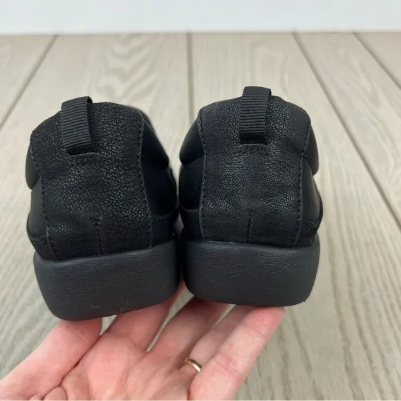 Clarks Women's Cloudsteppers Sillian Paz Slip-on Flats 8.5M Black $85