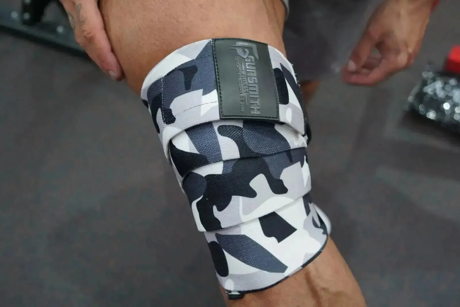 Clearance - Apex Knee Wraps