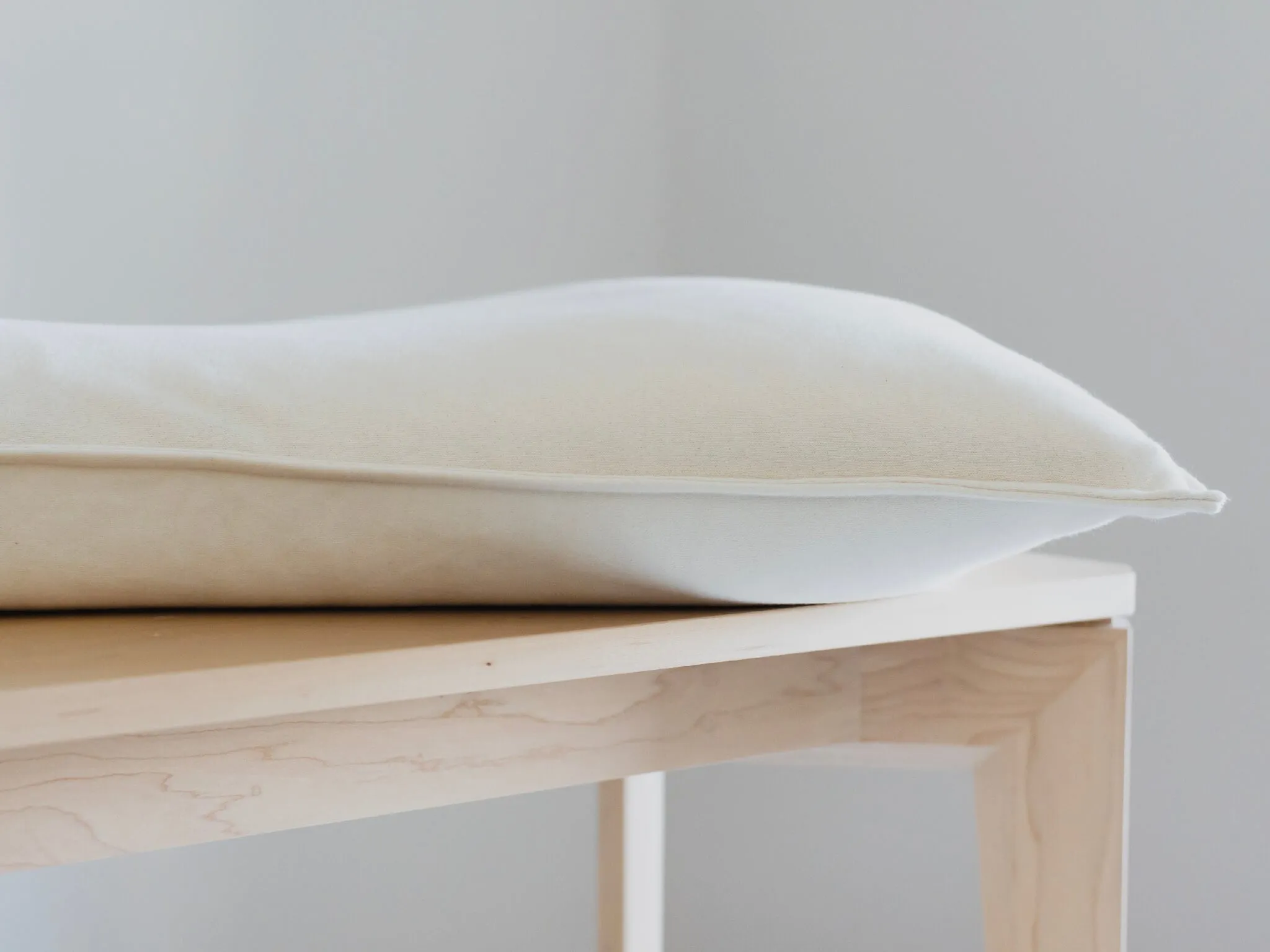 Contour Organic Shredded Rubber Pillow