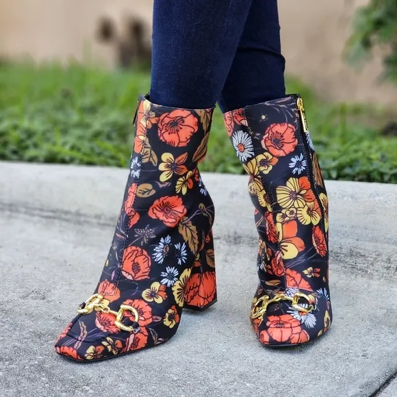 COPY - Women Flower Print Square Toe Chain Bit Buckle Block Heel Bootie