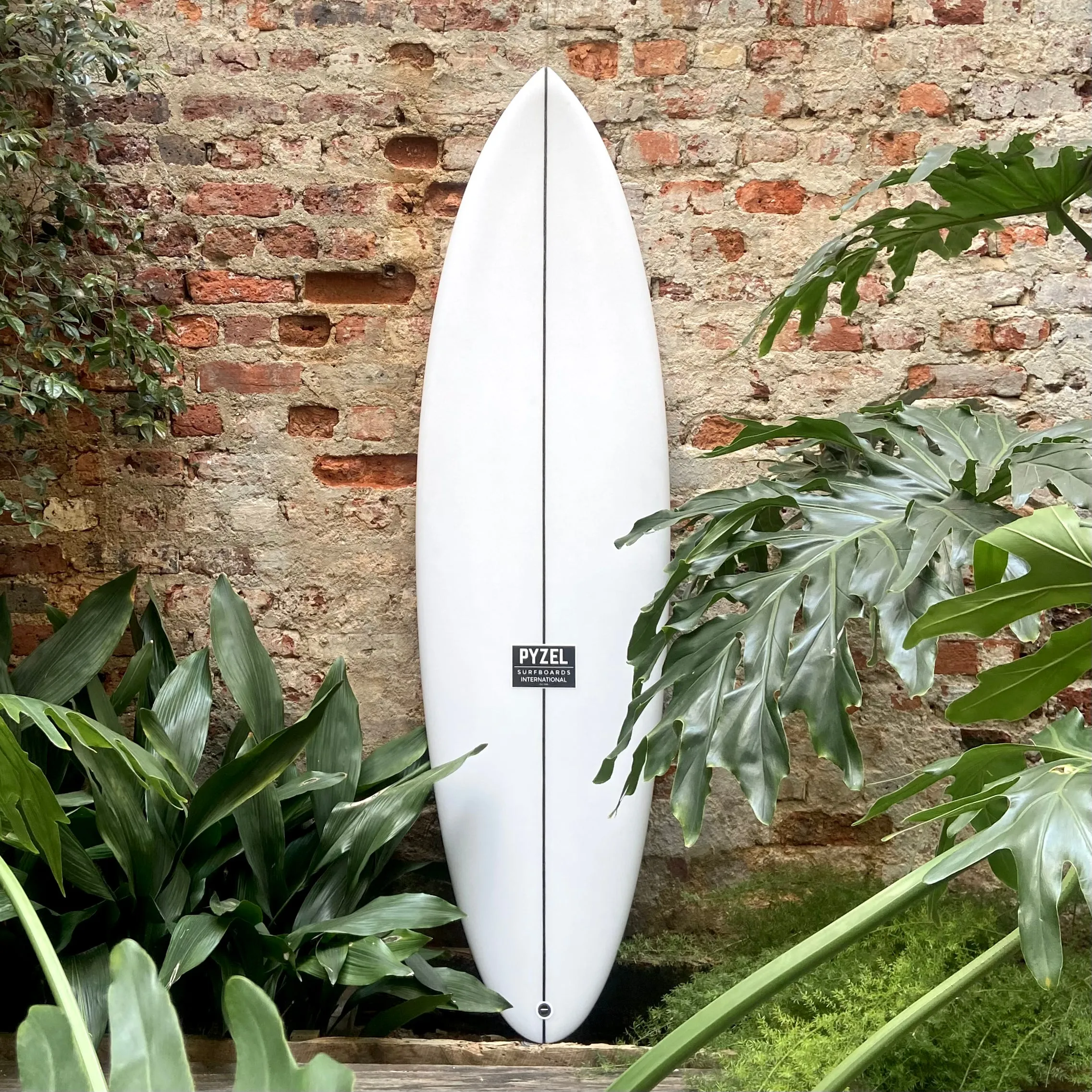 CRISIS TWIN      6'4" 	20 1/2"	2 3/4"	38.10L