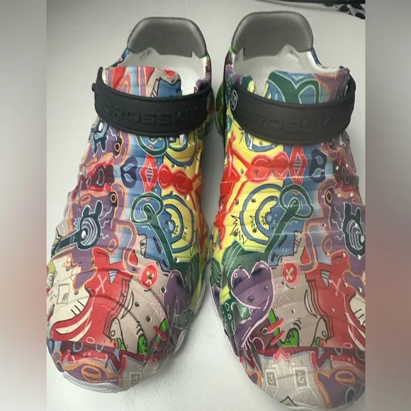 CROSSKIX Multicolored 2.0 NYC Graffiti LE Closed Toe Lightweight Water Shoes 11