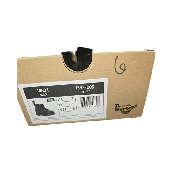 Dr. Martens Kids' Softy T Leather Lace-Up Combat Boots Size 6 NEW