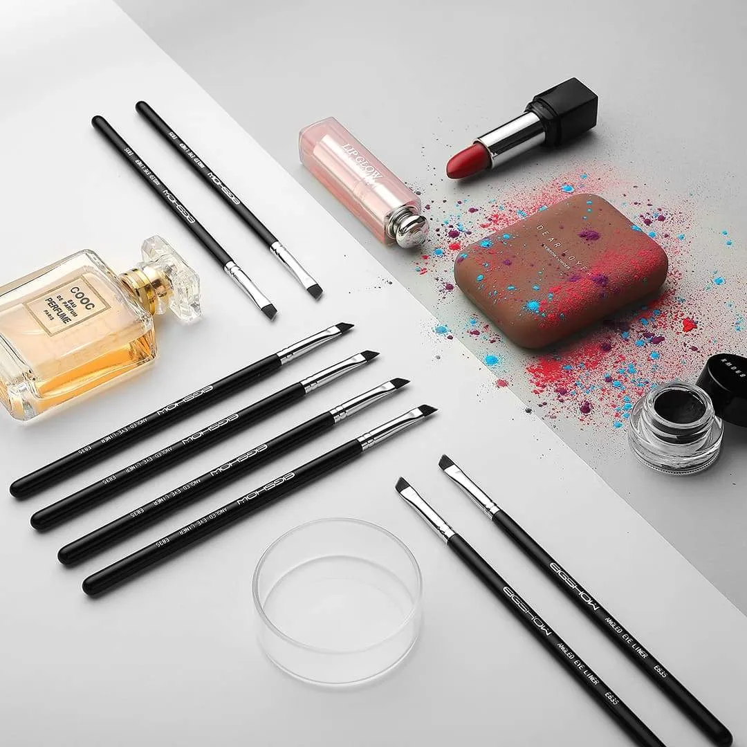 E835 ANGLED EYELINER BRUSH - PRO PRECISION GEL EYELINER MAKEUP BRUSH