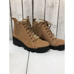 Eileen Fisher Suede Lace up Ankle Boot Size 6.5