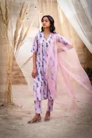 Elegant Leaf-Printed V-Neck Kurta Set with Organza Dupatta & Zari HighlightsRVWK47YP-WP11YP-DOP