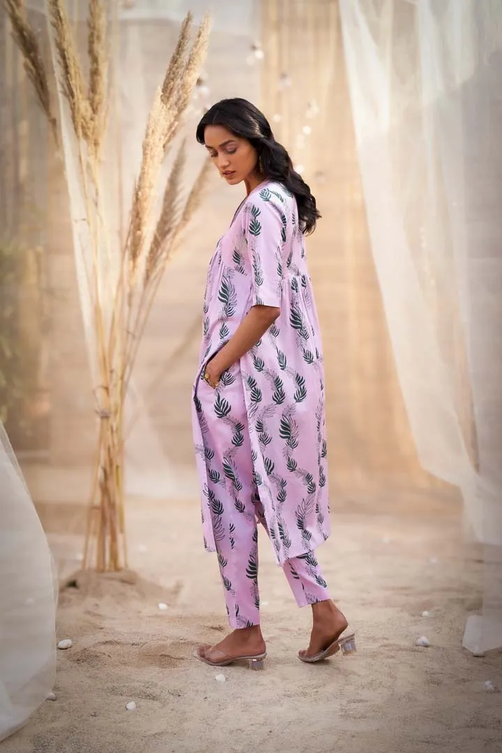 Elegant Leaf-Printed V-Neck Kurta Set with Organza Dupatta & Zari HighlightsRVWK47YP-WP11YP-DOP