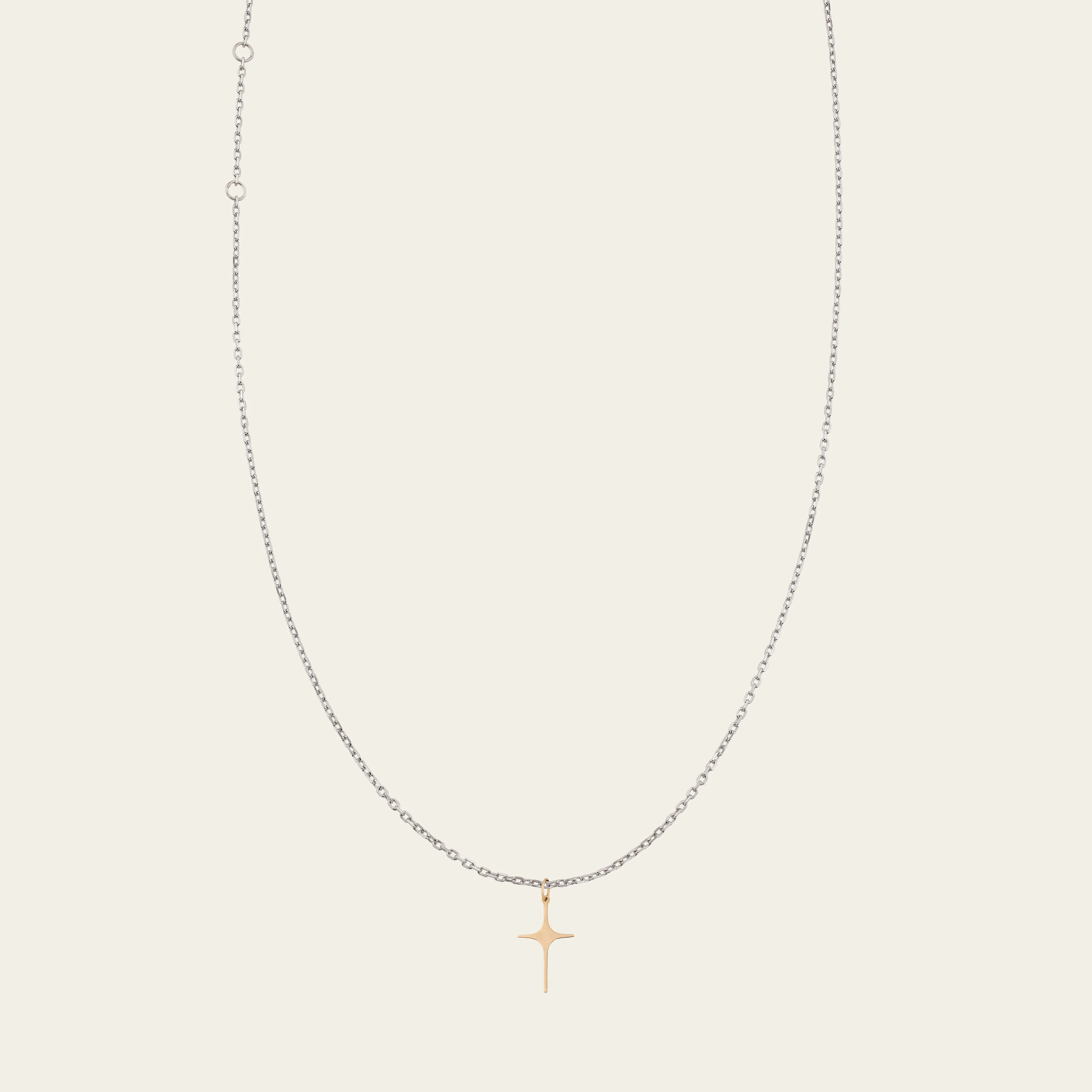 Estrella Pendant Necklace